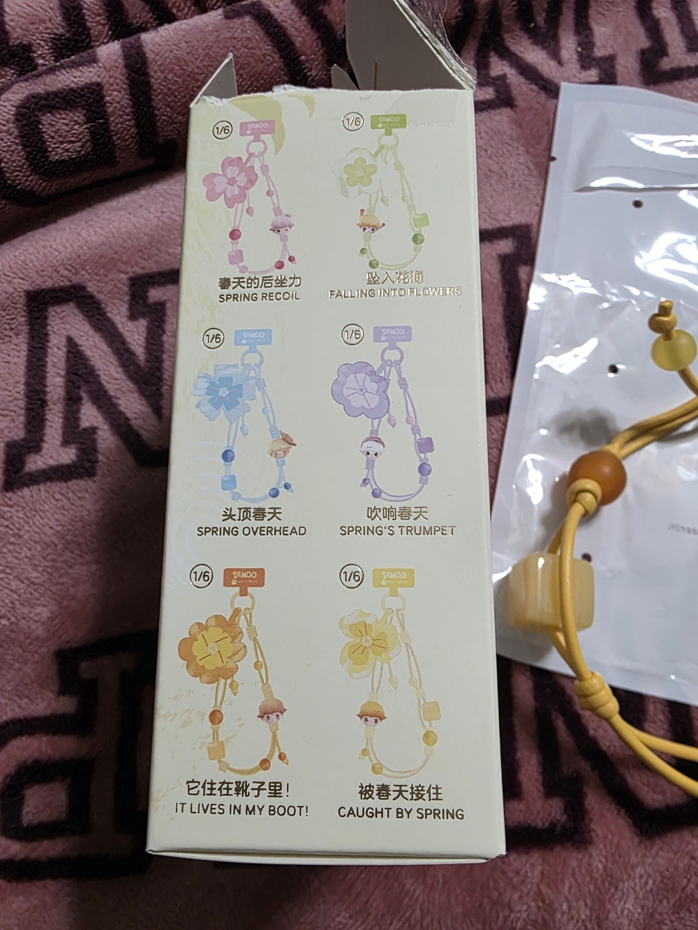Dimoo Moments In Bloom Phone Charm - Picture 4 of 4